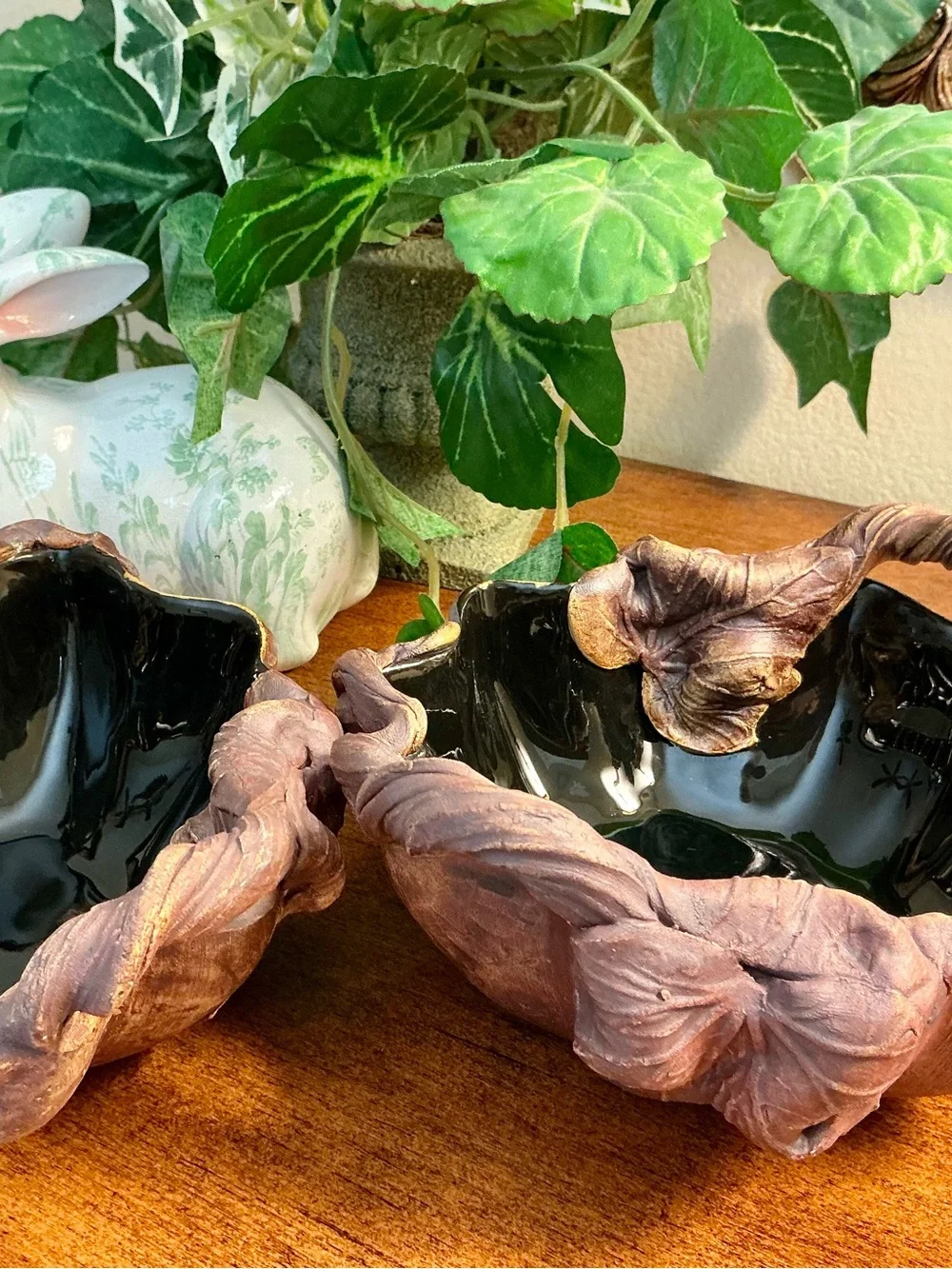 Vintage Terrafirma Ceramic leaf bowls (set of 2)